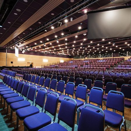 Radisson Blu Latvija Conference & Spa Hotel, Рига Екстериор снимка