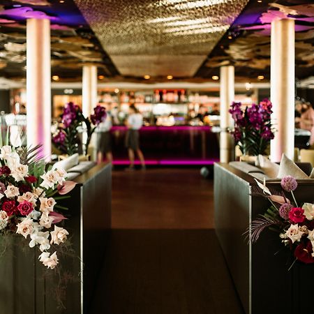 Radisson Blu Latvija Conference & Spa Hotel, Рига Екстериор снимка