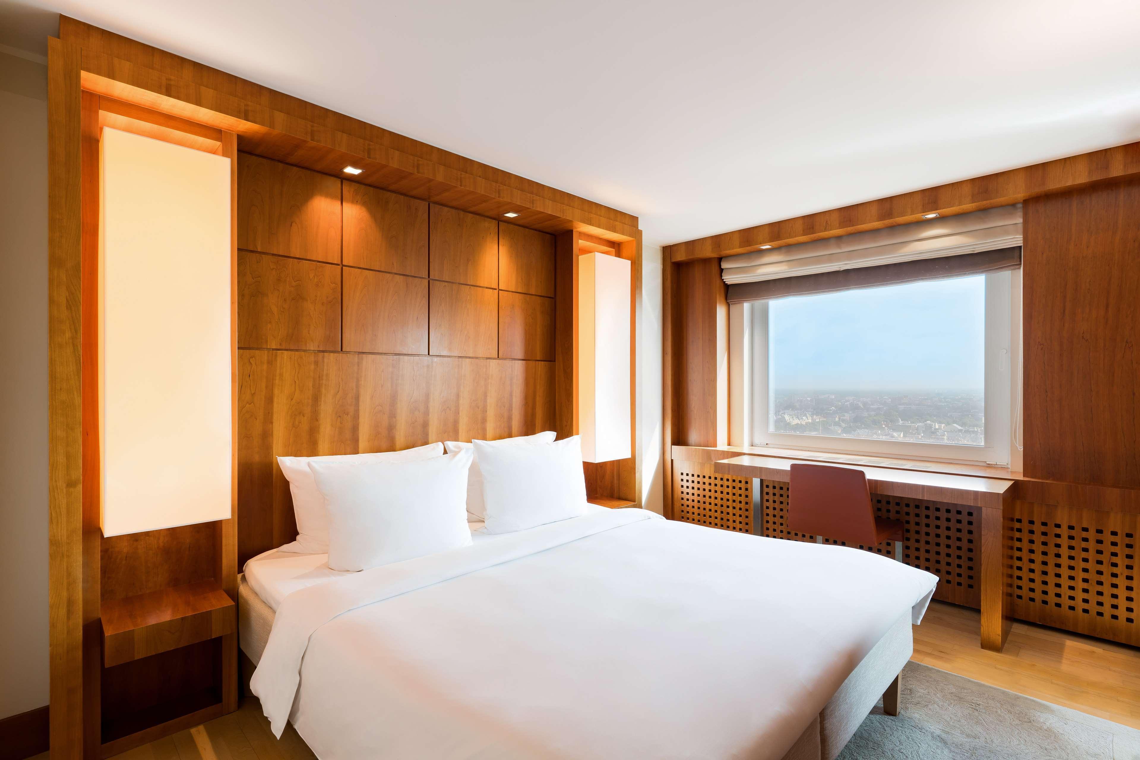 Radisson Blu Latvija Conference & Spa Hotel, Рига Екстериор снимка