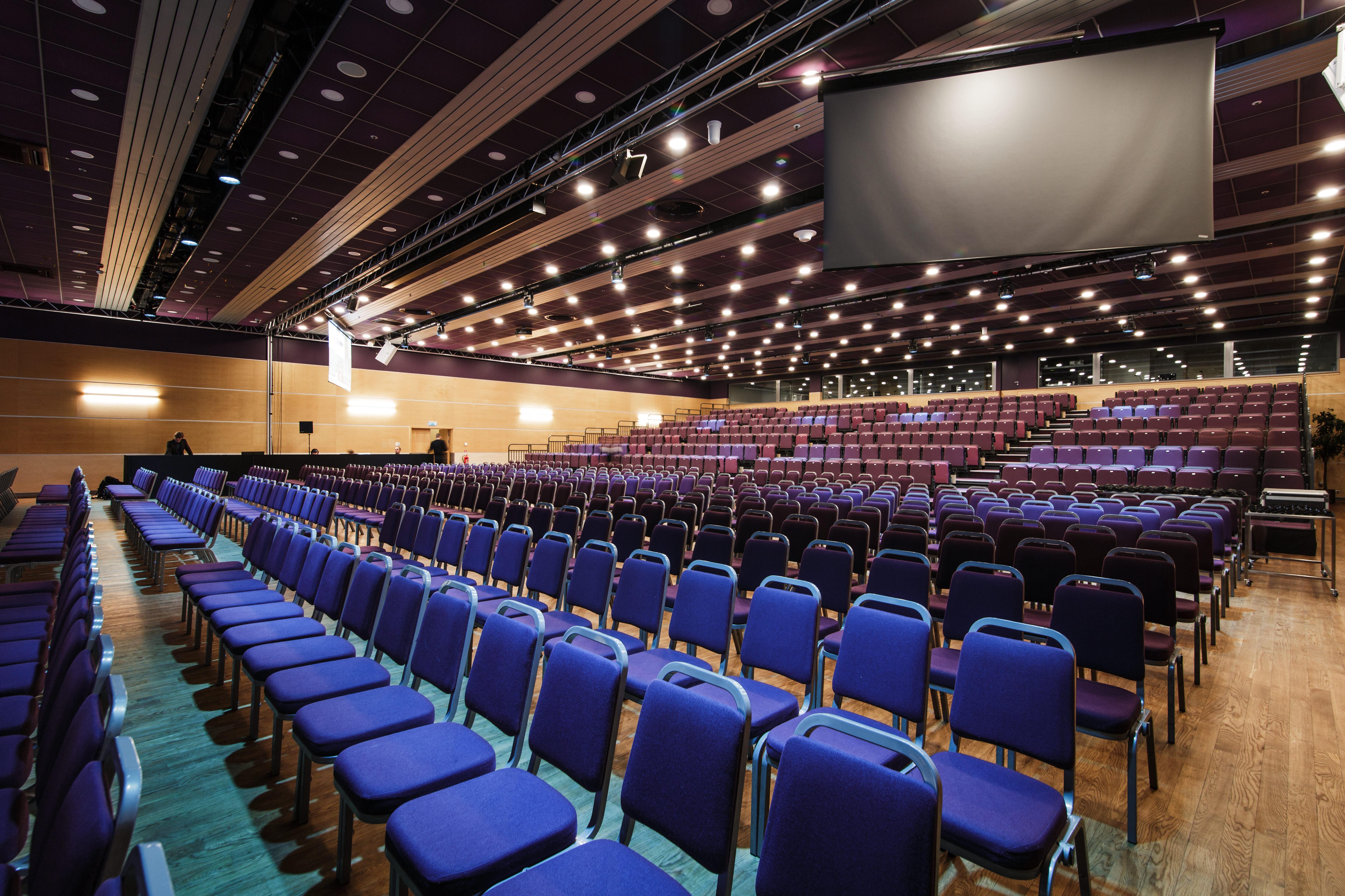 Radisson Blu Latvija Conference & Spa Hotel, Рига Екстериор снимка