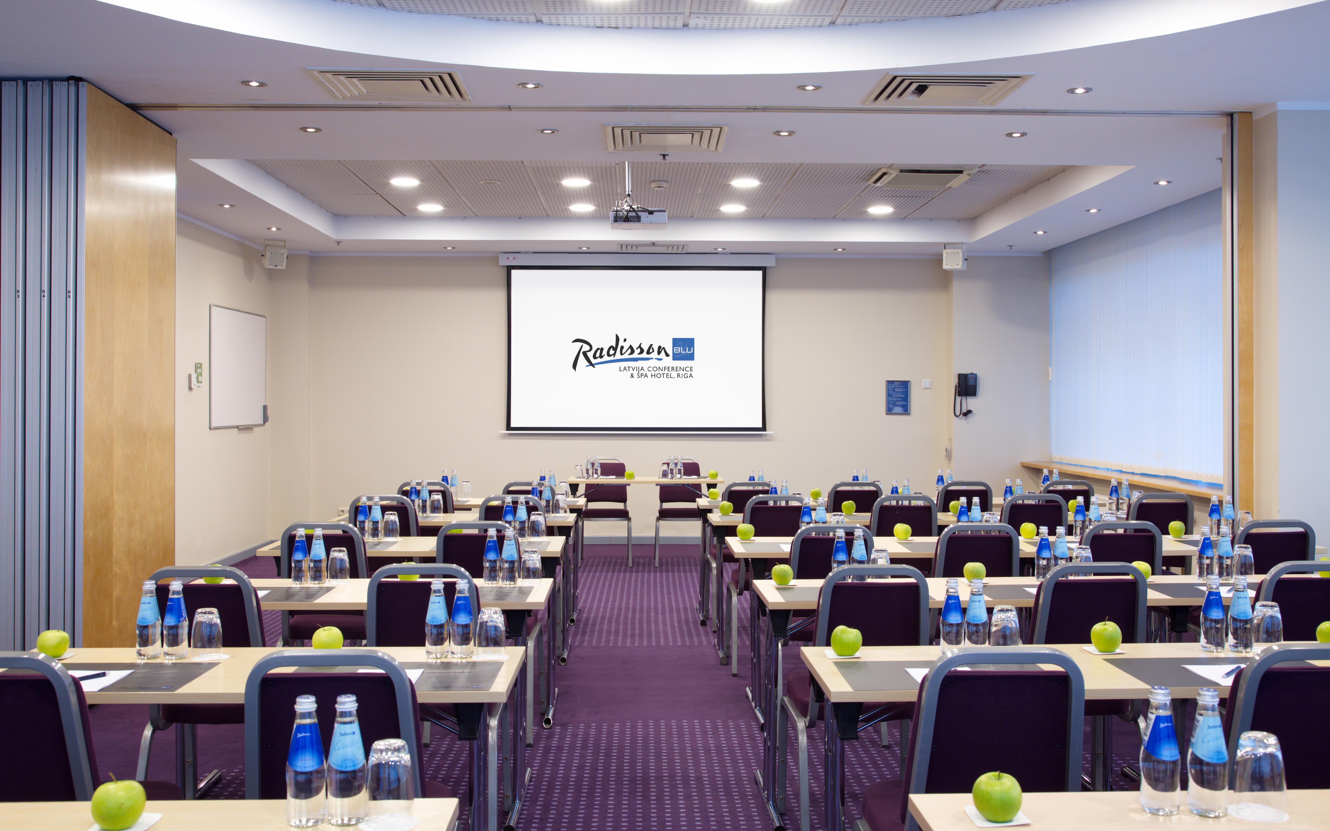 Radisson Blu Latvija Conference & Spa Hotel, Рига Екстериор снимка